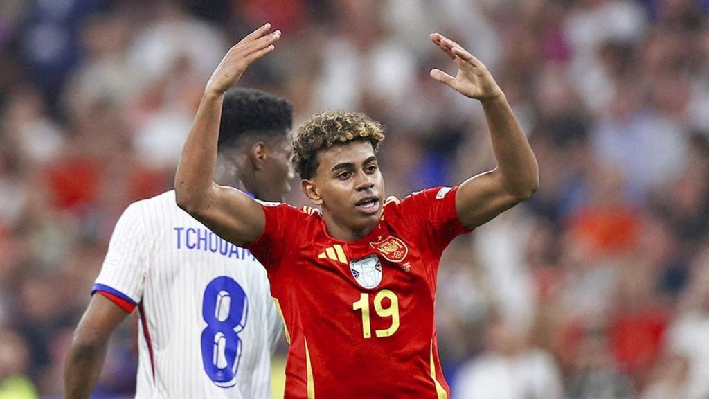 IMG FILE PHOTO Euro 202 2 1 IPD2A1VF.jpg