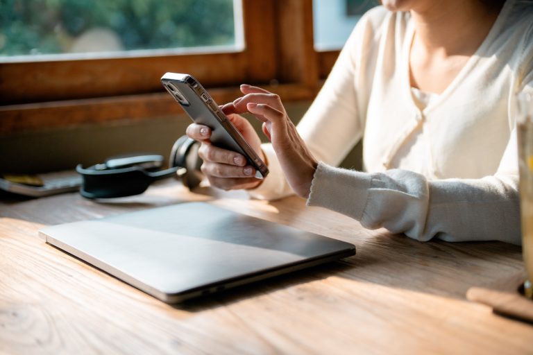 mobile internet laptop.jpg
